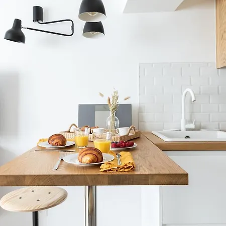 Atypical Flat For 4 Near Republique