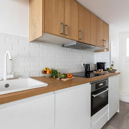 Atypical Flat For 4 Near Republique Párizs